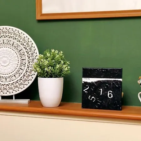 Relax With 2 Balconies - 2 Bedroom Flat, 3rd Floor With Lift, High Comfort, Quite, A Walk From Urban Train Station Gemelli And Metro A Stops Battistini & Cornelia Connecting To Center In 20 Minutes, 2 Steps From Bus Stop, Cycle Path, Groceries